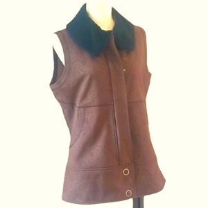 Woolrich Soft Shell Faux Fur Collar Vest